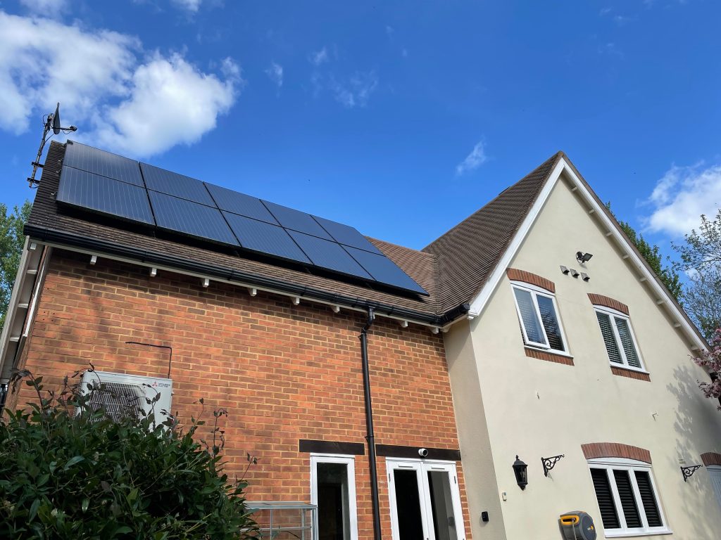 Solar,Panels,On,A,House,In,The,Uk